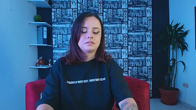 kassandra james online show from March 26, 2026, 12:14 pm