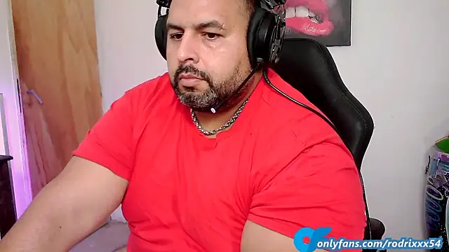 Snapshot of rodrix54 chatting on March 17, 2025, 12:21 am rodrix54 online show from March 17, 2025, 12:21 am