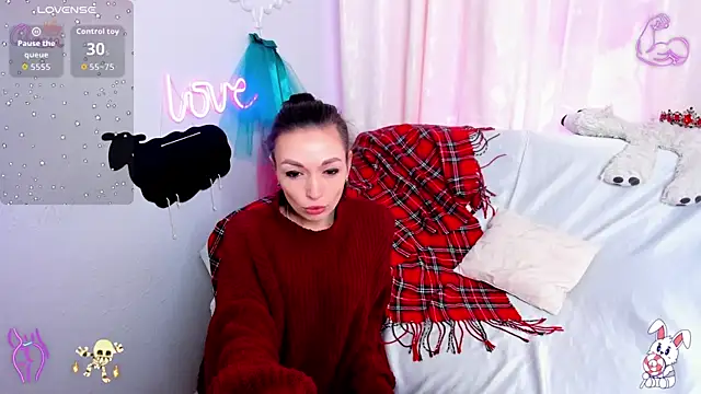 jessica tiny online show from April 20, 2026, 7:22 am