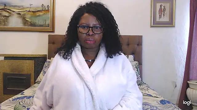 OmegaLipps online show from May 21, 2026, 1:41 pm