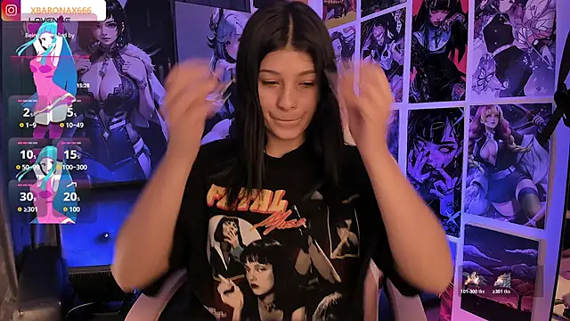 LanaKyutt online show from December 20, 2025, 1:03 pm