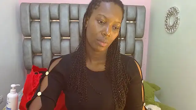 Snapshot of Sara_Marks chatting on November 7, 2025, 11:26 am Sara Marks online show from November 7, 2025, 11:26 am