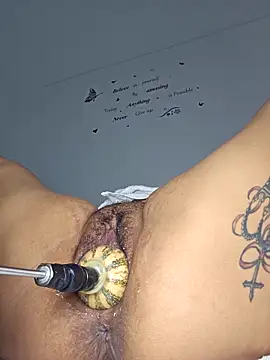 Snapshot of big_pusyy chatting on December 5, 2025, 5:00 pm big pusyy online show from December 5, 2025, 5:00 pm