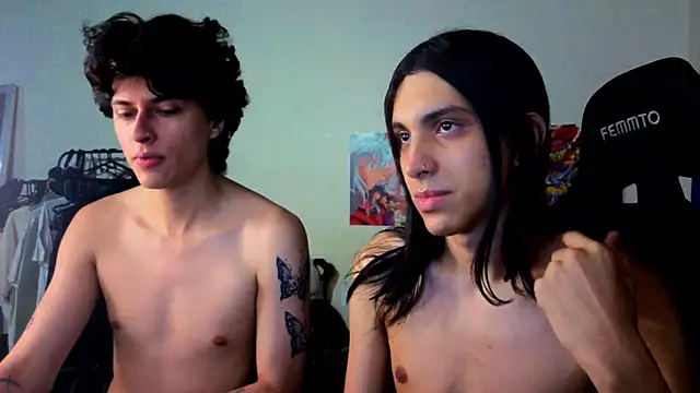 angelitofemboy online show from November 10, 2025, 1:32 am