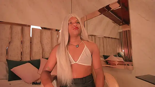 Snapshot of ari_monet chatting on November 13, 2025, 11:47 am ari monet online show from November 13, 2025, 11:47 am