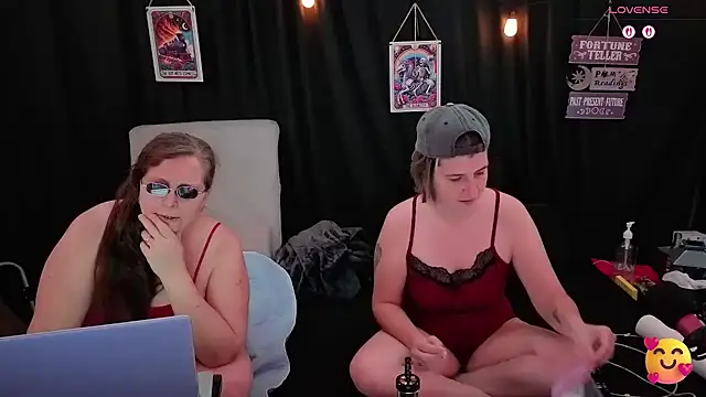 Snapshot of Sexy_Mama-69 chatting on November 11, 2025, 4:46 pm Sexy Mama-69 online show from November 11, 2025, 4:46 pm