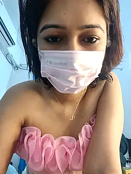 Snapshot of Angel_rani2 chatting on December 18, 2025, 3:05 pm Angel rani2 online show from December 18, 2025, 3:05 pm