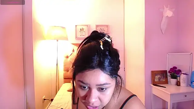 Snapshot of Nahom1_ chatting on November 4, 2025, 8:23 pm Nahom1 online show from November 4, 2025, 8:23 pm