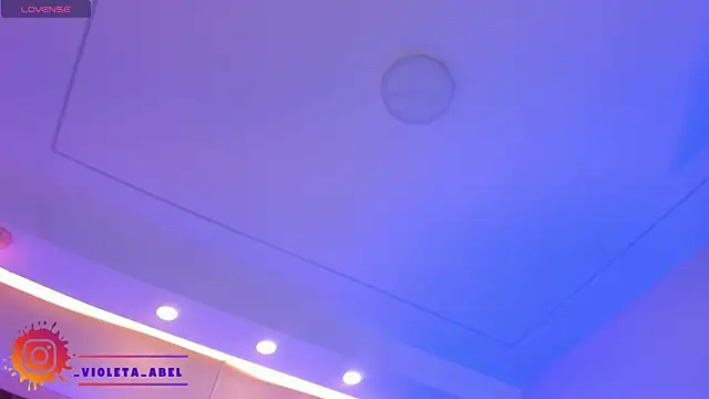 Snapshot of VioletaAbel chatting on February 20, 2025, 11:31 am VioletaAbel online show from February 20, 2025, 11:31 am