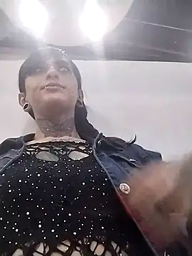 emma onassis 17 online show from March 7, 2025, 8:44 pm