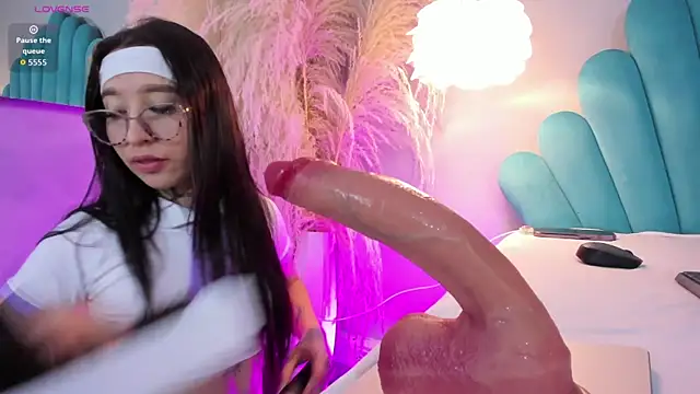 Snapshot of EriKlein chatting on November 20, 2025, 10:52 pm EriKlein online show from November 20, 2025, 10:52 pm