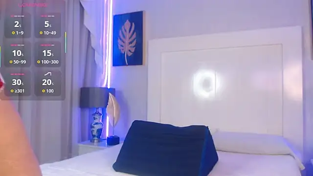 Snapshot of viiolet_smith chatting on July 2, 2026, 7:20 pm viiolet smith online show from July 2, 2026, 7:20 pm