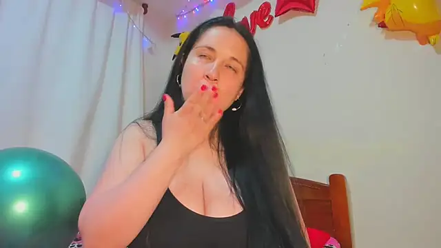 Snapshot of duo_princes chatting on January 14, 2025, 1:17 pm duo princes online show from January 14, 2025, 1:17 pm