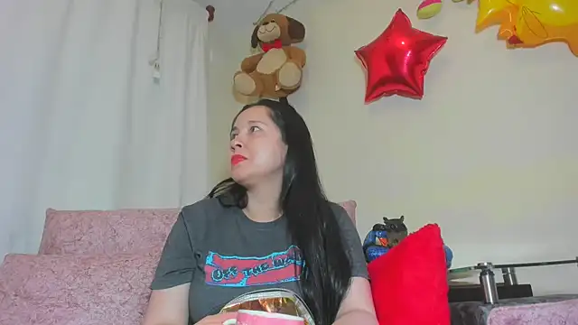 Snapshot of duo_princes chatting on February 7, 2025, 2:50 am duo princes online show from February 7, 2025, 2:50 am