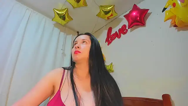 Snapshot of duo_princes chatting on January 21, 2025, 11:03 am duo princes online show from January 21, 2025, 11:03 am