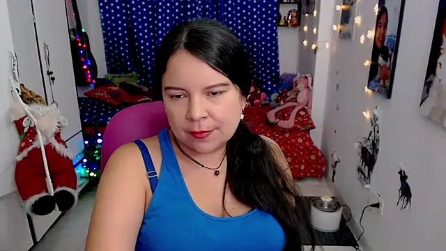 Snapshot of claryssa_ chatting on December 13, 2024, 11:50 pm claryssa online show from December 13, 2024, 11:50 pm