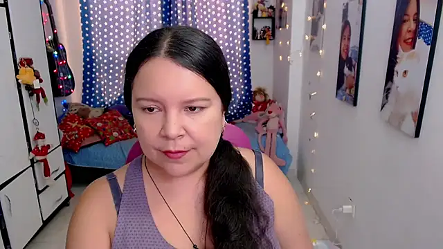 claryssa  online show from January 8, 2026, 8:26 pm