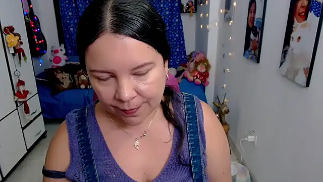 claryssa  online show from March 1, 2026, 7:08 am