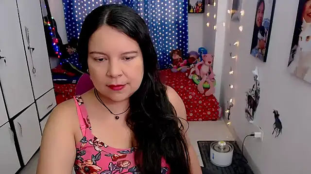 Snapshot of claryssa_ chatting on January 7, 2025, 7:49 pm claryssa online show from January 7, 2025, 7:49 pm