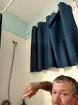 bigdoog8 online show from March 4, 2026, 7:05 am