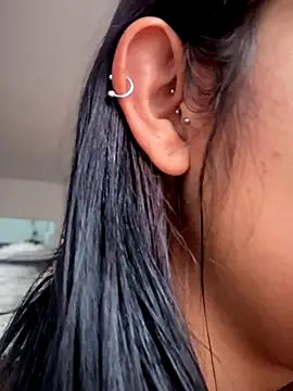 Snapshot of emily_rosse04 chatting on October 3, 2025, 11:34 am emily rosse04 online show from October 3, 2025, 11:34 am