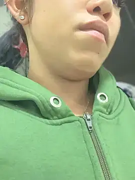 Snapshot of emily_rosse04 chatting on March 19, 2025, 12:12 pm emily rosse04 online show from March 19, 2025, 12:12 pm