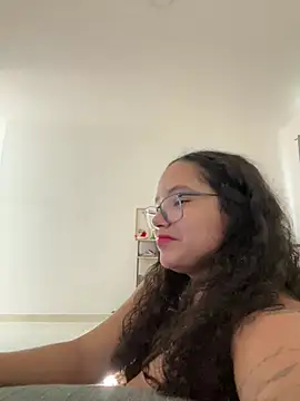 CurlyGirl 1 online show from March 10, 2025, 3:30 pm