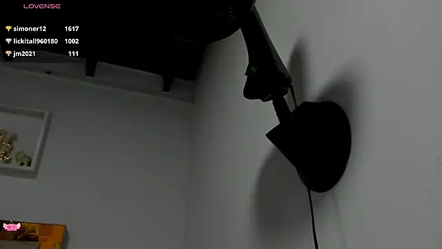 Snapshot of angel_dthroatt chatting on January 10, 2025, 6:38 pm angel dthroatt online show from January 10, 2025, 6:38 pm