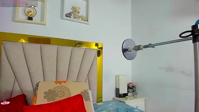 Snapshot of angel_dthroatt chatting on December 26, 2024, 12:05 pm angel dthroatt online show from December 26, 2024, 12:05 pm