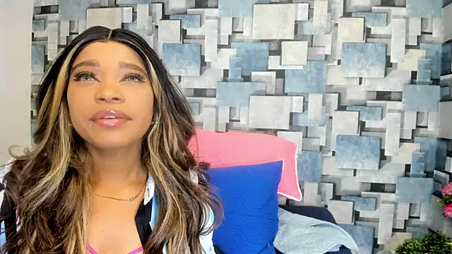 angel dthroatt online show from May 26, 2026, 12:14 pm