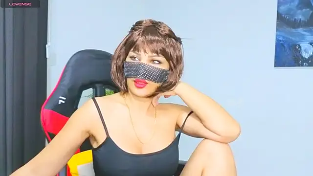 Turkish Latina online show from February 12, 2026, 9:58 pm