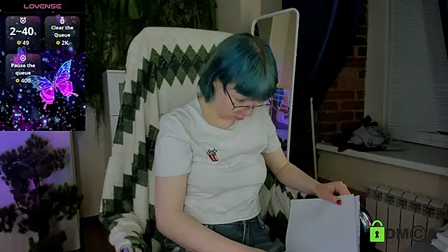 Snapshot of Melissa_Wells chatting on May 15, 2026, 11:47 pm Melissa Wells online show from May 15, 2026, 11:47 pm