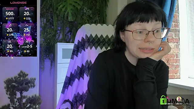 Snapshot of Melissa_Wells chatting on May 21, 2026, 6:22 am Melissa Wells online show from May 21, 2026, 6:22 am