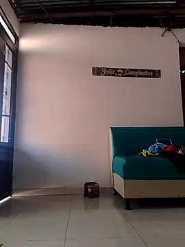 VivienAndClark online show from October 9, 2025, 1:33 pm