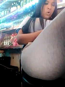 VivienAndClark online show from March 18, 2025, 8:59 pm