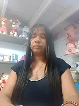 VivienAndClark online show from October 28, 2025, 9:36 pm