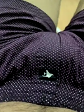 hitlar1026 online show from December 21, 2025, 4:08 pm