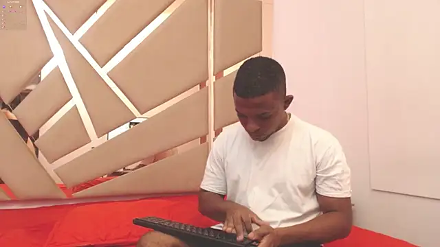 Snapshot of you_and_i9 chatting on November 10, 2025, 7:52 pm you and i9 online show from November 10, 2025, 7:52 pm