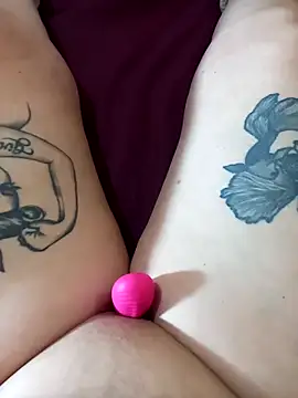 Hotsereia online show from March 16, 2025, 8:32 pm