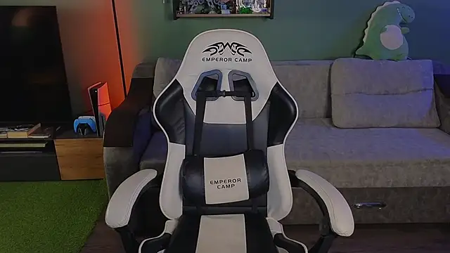 Snapshot of TeddyLiLboy chatting on October 15, 2025, 7:00 pm TeddyLiLboy online show from October 15, 2025, 7:00 pm