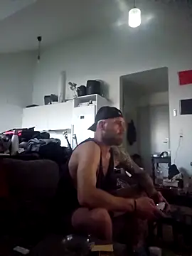 eltoulou online show from April 23, 2026, 6:20 pm