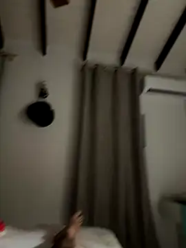 Snapshot of Johnwickkkh chatting on December 17, 2025, 7:35 am Johnwickkkh online show from December 17, 2025, 7:35 am