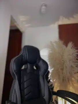 gretta kler1 online show from April 20, 2026, 8:32 pm