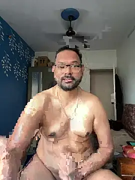 lovbombayduck11 online show from June 20, 2026, 3:00 am