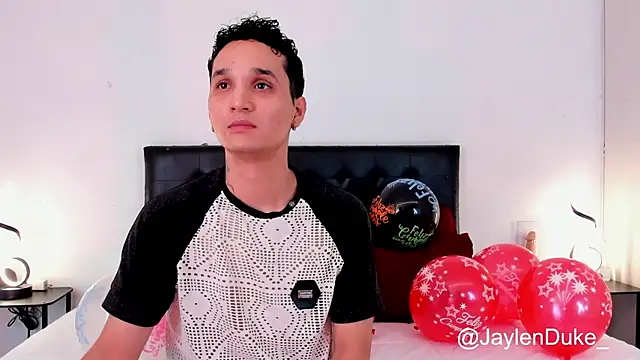 Snapshot of jaylen_and_duke chatting on December 21, 2025, 11:12 am jaylen and duke online show from December 21, 2025, 11:12 am