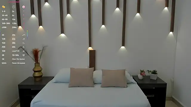 megan cooper28 online show from February 12, 2026, 7:13 pm