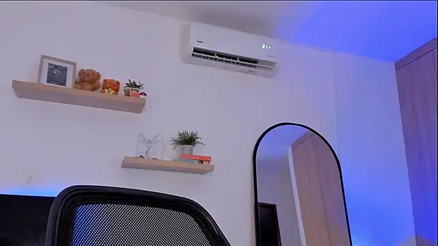 rose saenz online show from March 20, 2025, 11:23 pm