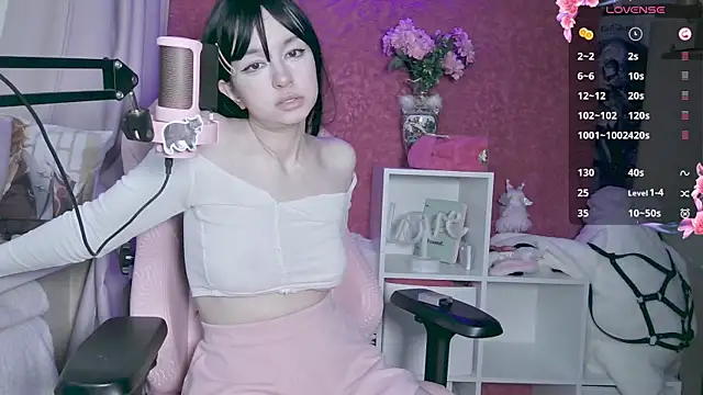 berrybaebaby online show from February 28, 2025, 4:21 am