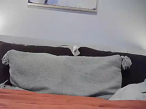 CaramelDipper online show from February 6, 2025, 2:15 pm