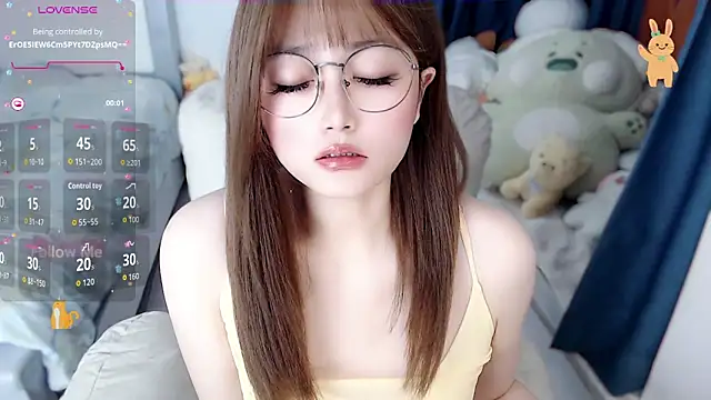 Sweet-18wanwan online show from April 18, 2026, 3:47 pm
